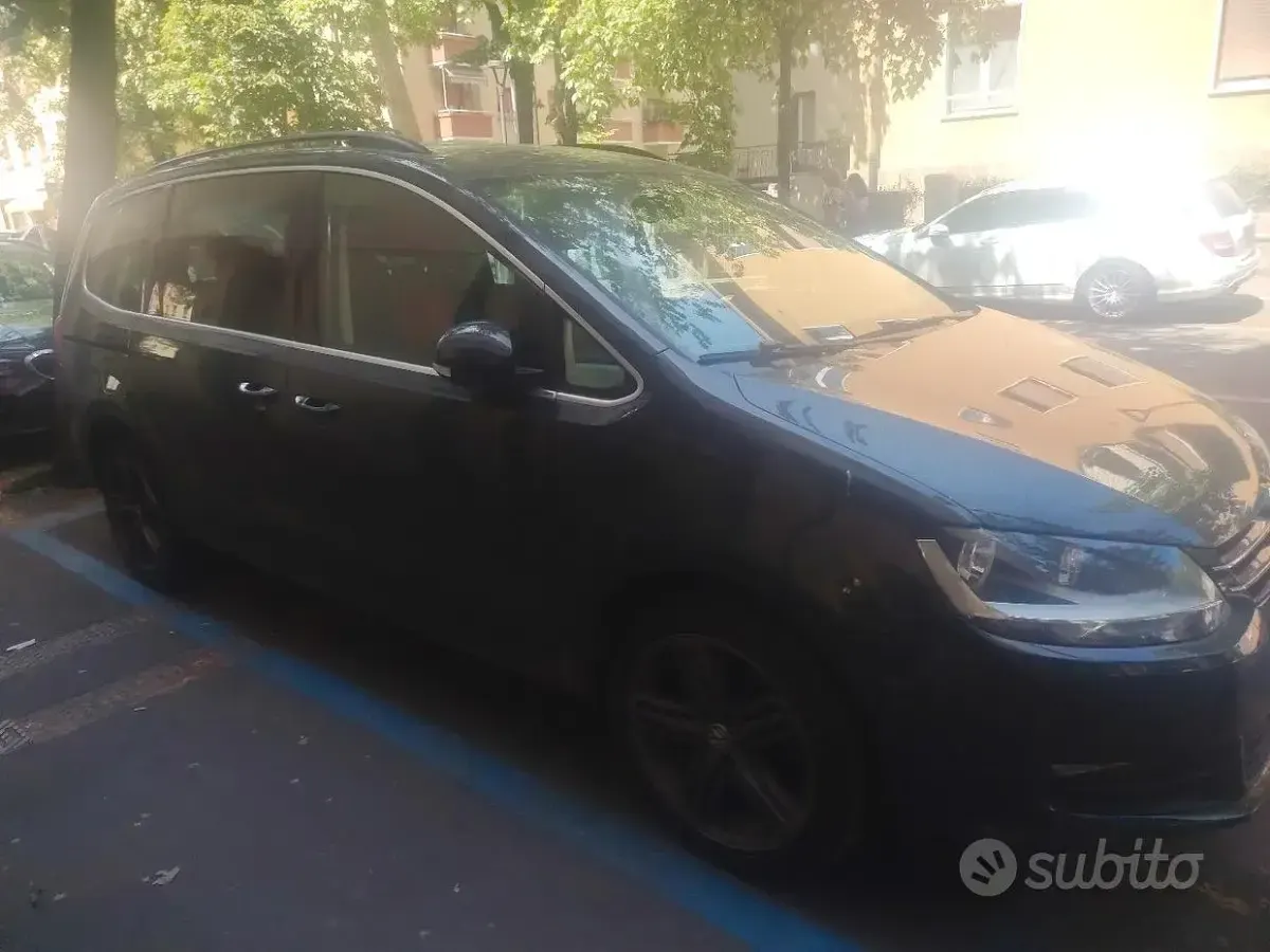 Usata VW Sharan 140 CV (102 kW) 2013 Grigio Monovolume