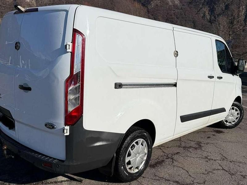 Usata Ford Transit Custom Trend 131 CV (96 kW) 2016 Bianco Furgone