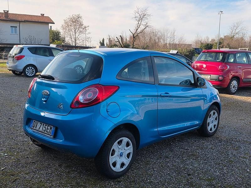 Usata Ford Ka Titanium 69 CV (50 kW) 2009 Blu Berlina