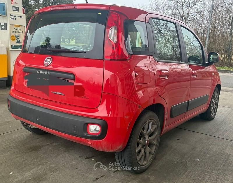 Usata Fiat Panda Lounge 69 CV (50 kW) 2018 Rosso Berlina