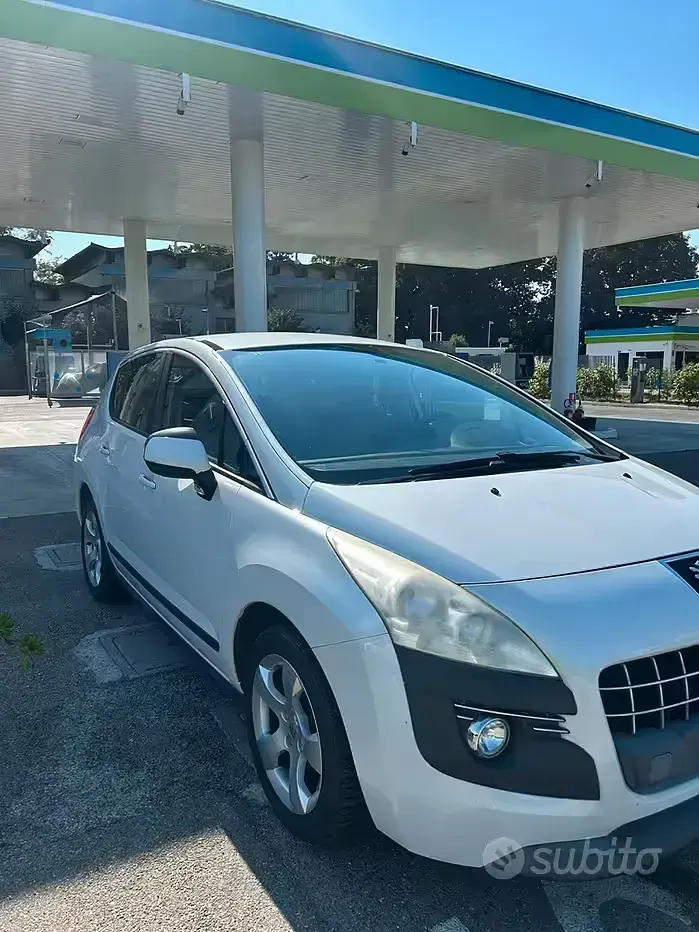 Usata Peugeot 3008 109 CV (80 kW) 2010 Bianco Station wagon