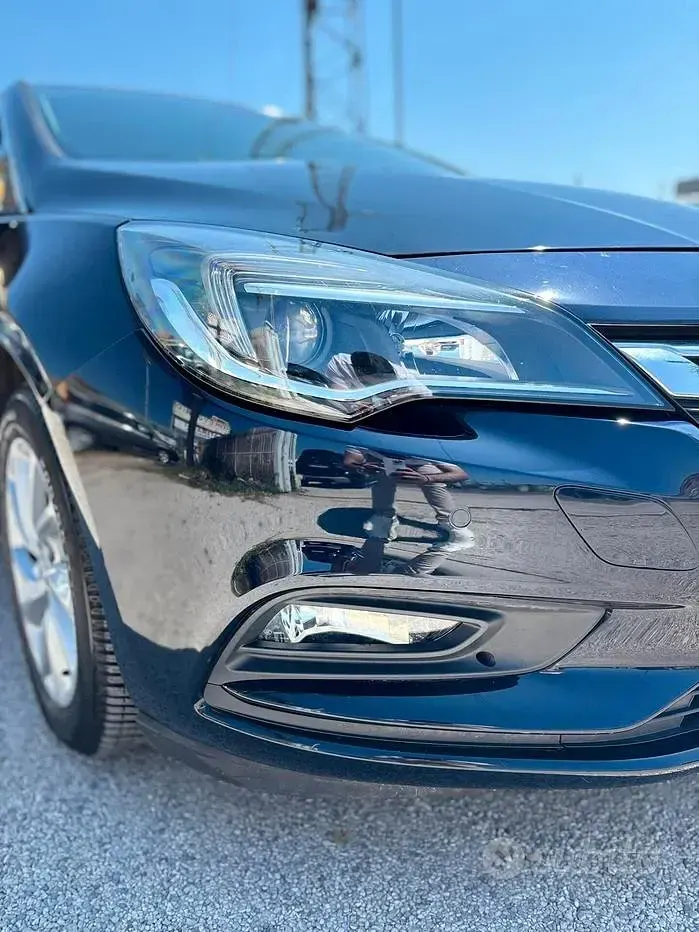 Usata Opel Astra Innovation 110 CV (80 kW) 2019 Blu Station wagon