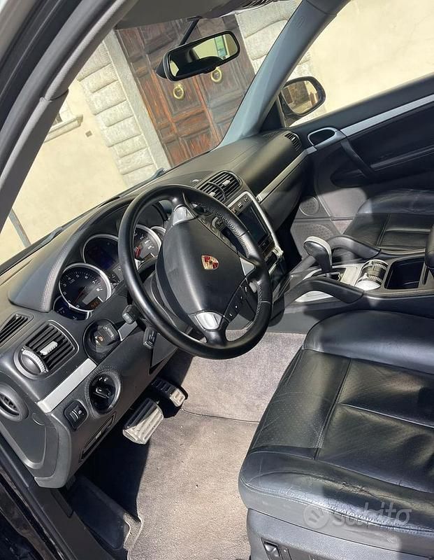 Usata Porsche Cayenne S 340 CV (250 kW) 2005 SUV