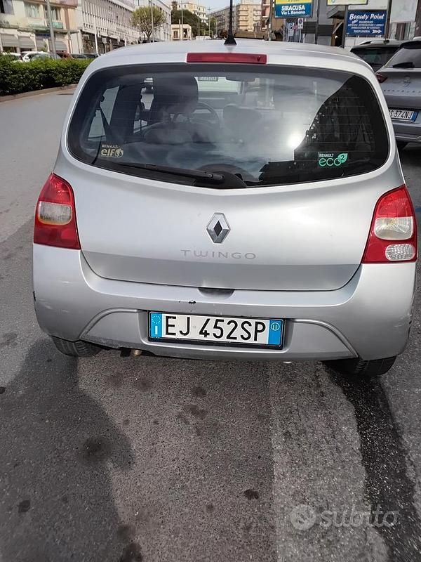 Usata Renault Twingo 75 CV (55 kW) 2011 Utilitaria