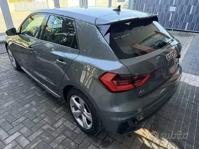 Usata Audi A1 S-Line 116 CV (85 kW) 2019 Grigio SUV