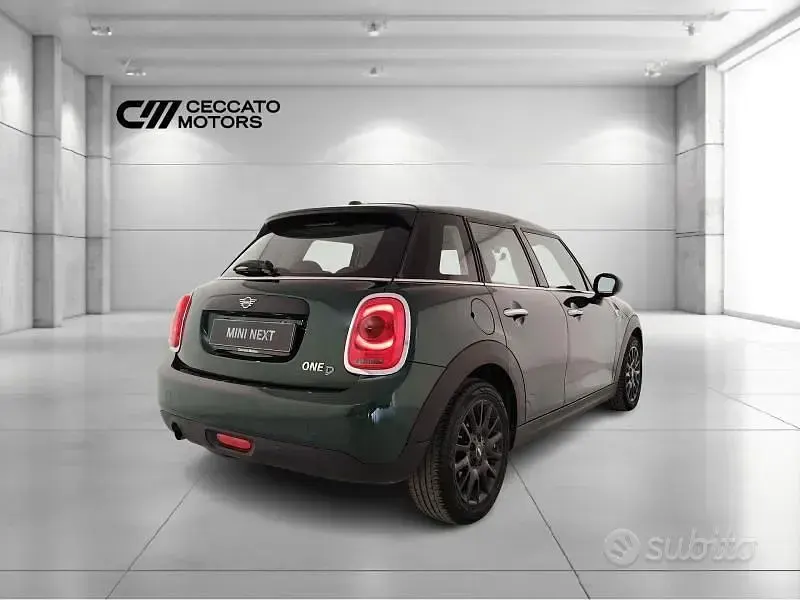Usata Mini One D Business 95 CV (69 kW) 2019 Verde Utilitaria
