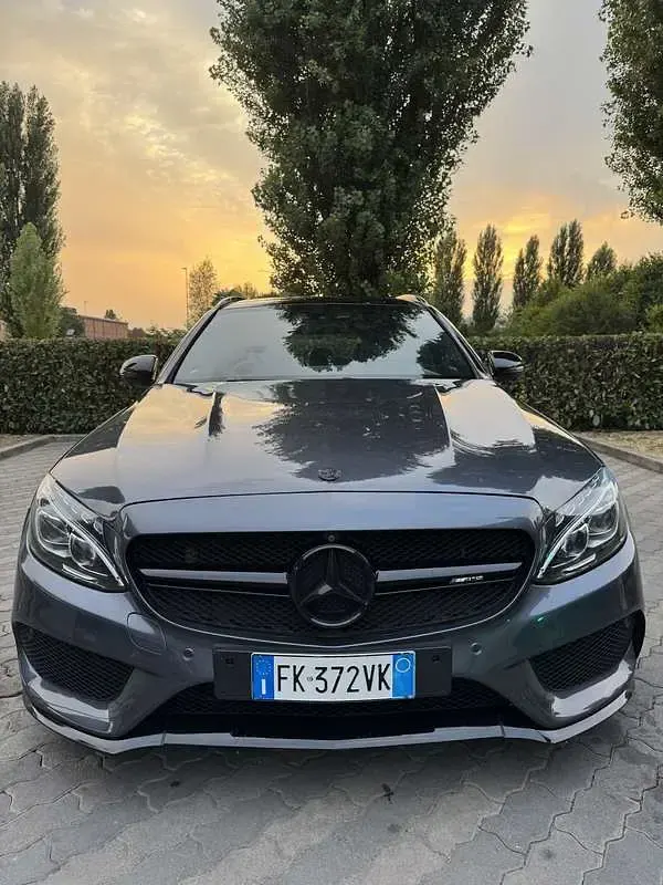 Usata Mercedes C250 Premium 204 CV (150 kW) 2017 Grigio Station wagon