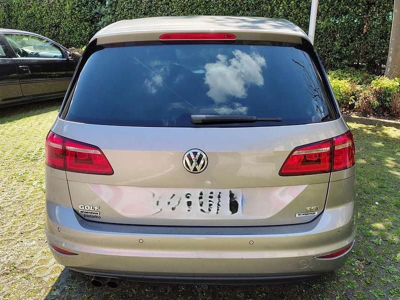 Usata VW Golf Sportsvan Highline 125 CV (91 kW) 2014 Argento Monovolume