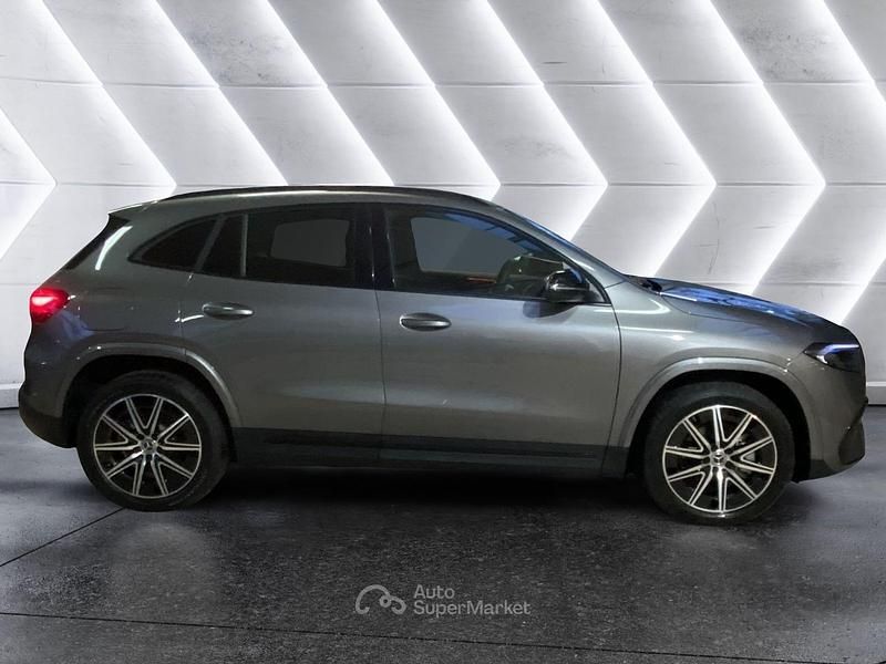 Usata Mercedes EQA250+ Advanced 94 kW (129 CV) 2025 Grigio SUV