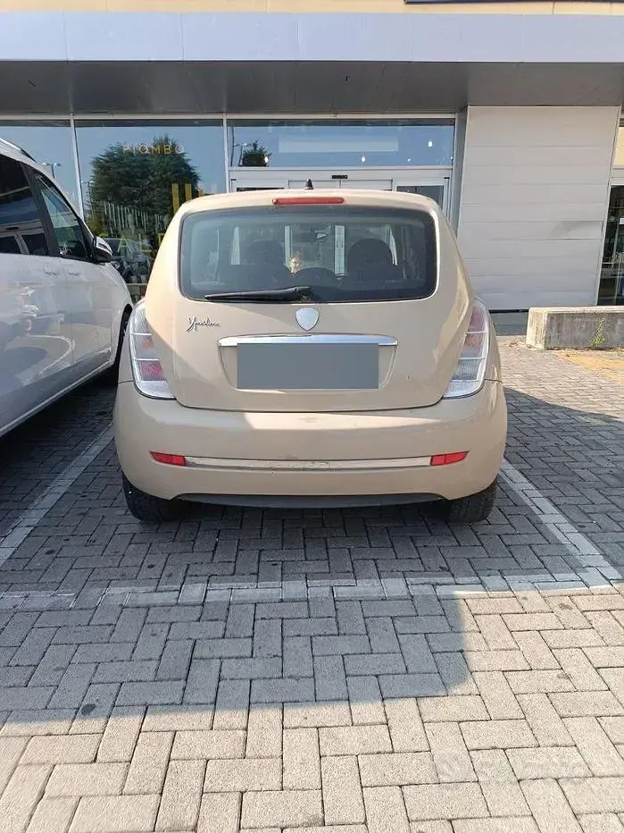Usata Lancia Ypsilon 95 CV (69 kW) 2007 Giallo Utilitaria