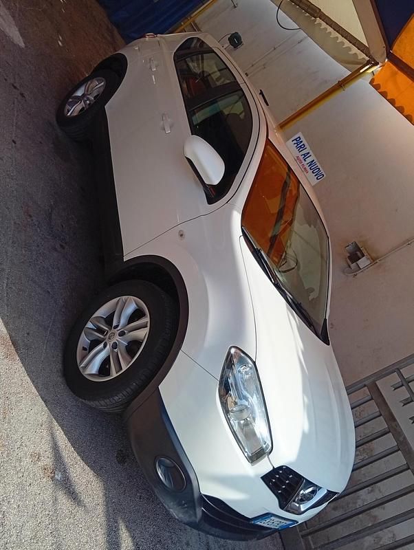 Usata Nissan Qashqai Acenta 130 CV (95 kW) 2013 Bianco SUV