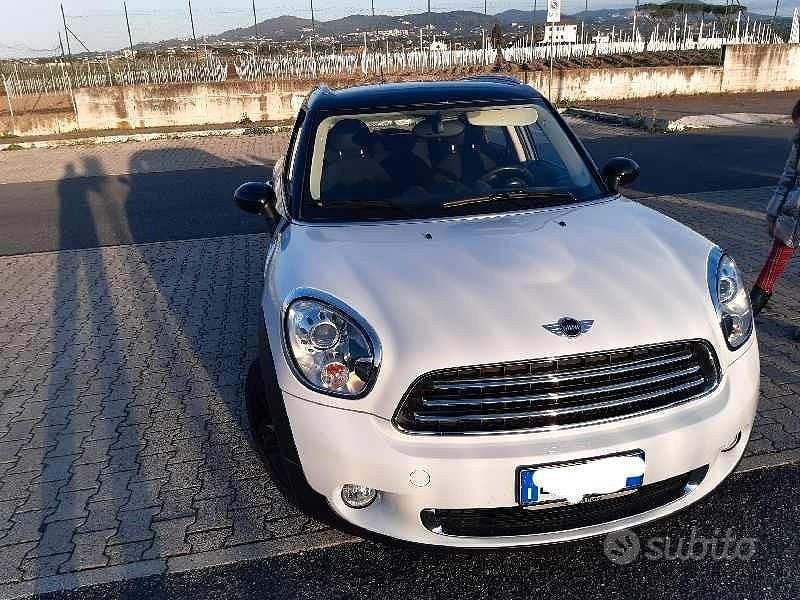 Bianco Usata 2013 Mini Cooper Countryman SUV | 9500 € (Buon prezzo) - Immagine 1/4