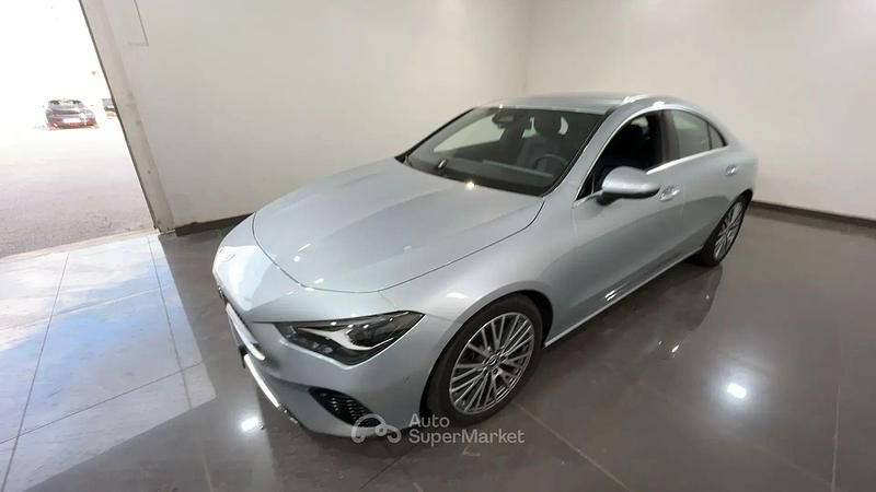 Usata Mercedes CLA180 Luxury 116 CV (85 kW) 2024 Gray Berlina
