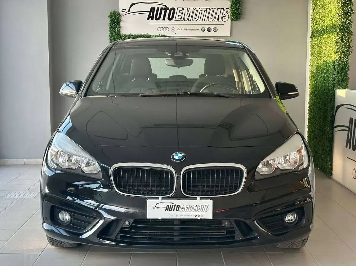 Usata BMW 218 Active Tourer 150 CV (110 kW) 2017 Nero Monovolume