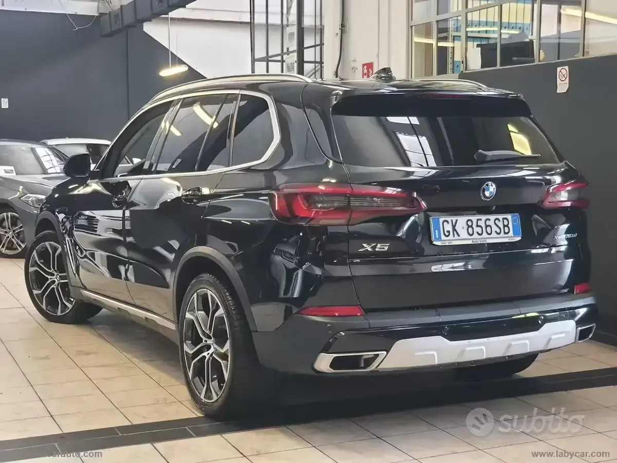 Usata BMW X5 xLine 286 CV (210 kW) 2022 Nero SUV