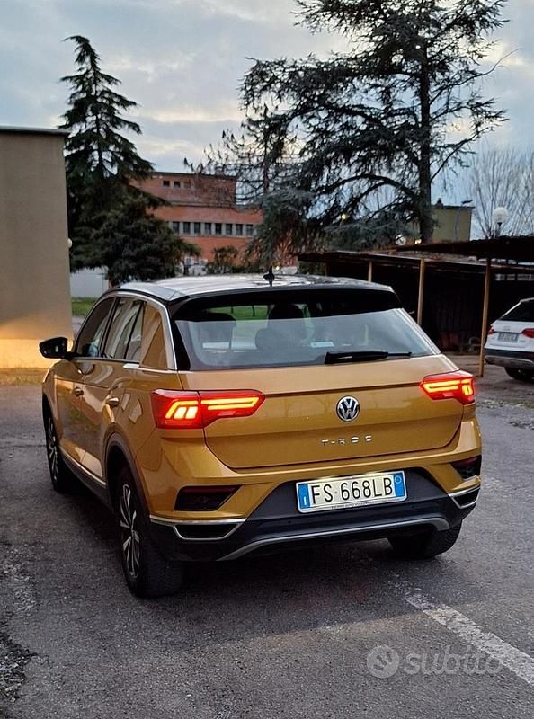 Usata VW T-Roc 116 CV (85 kW) 2018 SUV