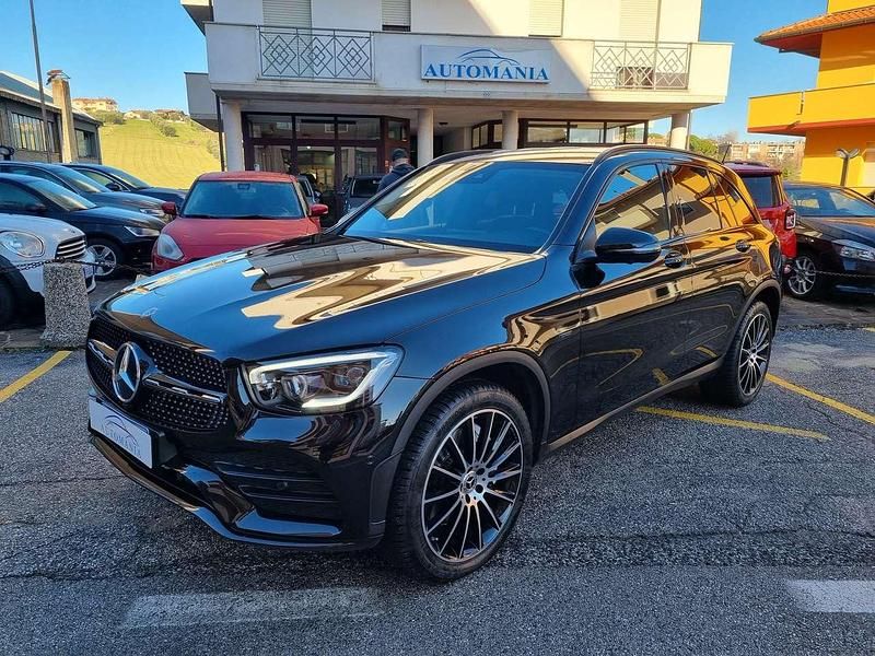 Nero ossidiana Usata 2021 Mercedes GLC300e AMG Line Premium Plus SUV | 29.000 € (Super prezzo) - Immagine 1/4
