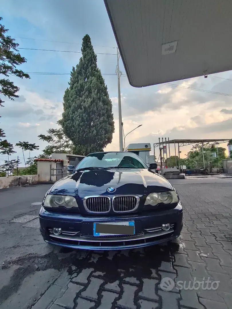 Usata BMW 330 Cabriolet 231 CV (169 kW) 2001 Blu Cabrio