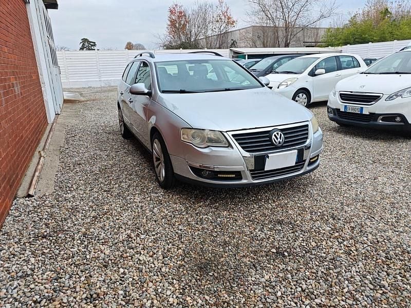 Usata VW Passat Comfortline 140 CV (102 kW) 2007 Argento Berlina