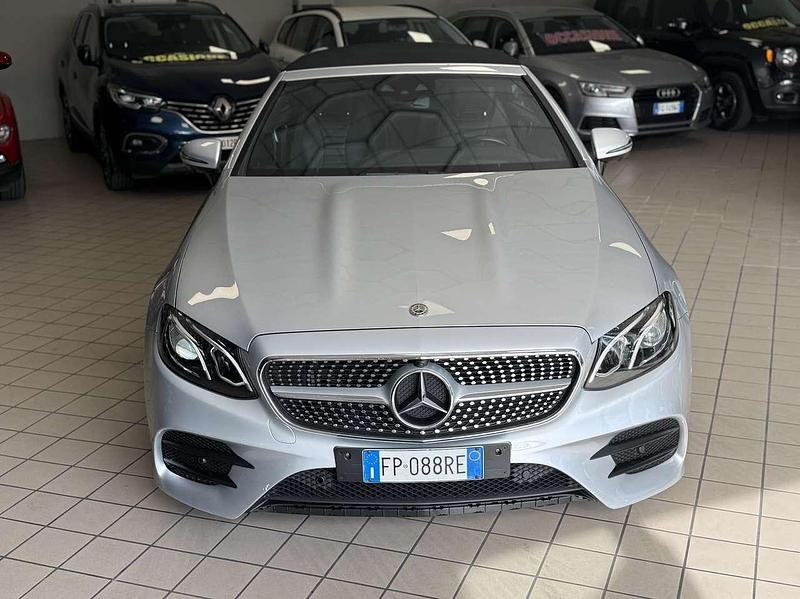 Usata Mercedes E220 Premium Plus 194 CV (142 kW) 2018 Other Cabrio