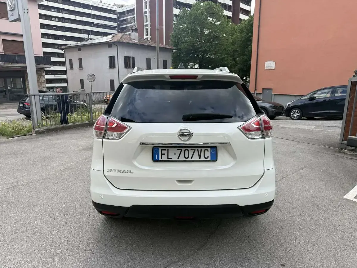 Usata Nissan X-Trail Tekna 131 CV (96 kW) 2017 Bianco SUV