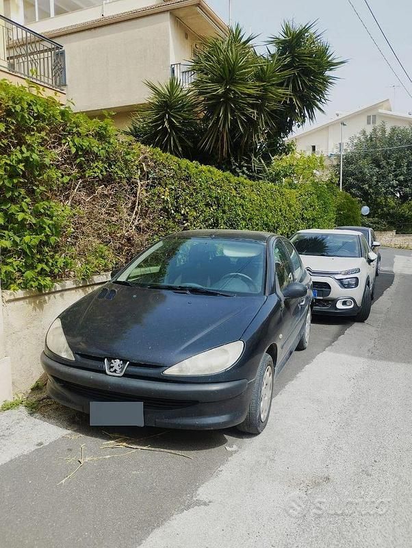 Usata Peugeot 206 50 CV (36 kW) 2005 Nero Berlina