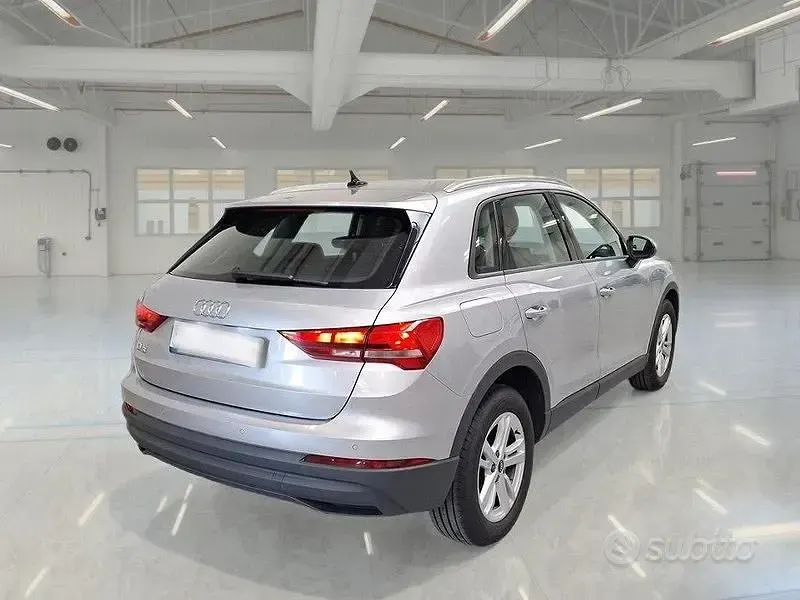 Usata Audi Q3 Business 150 CV (110 kW) 2021 Grigio SUV