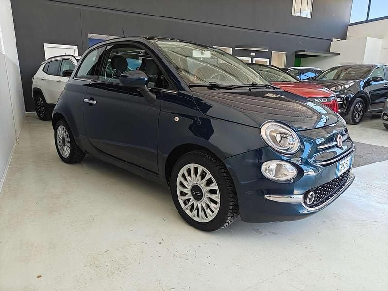 Usata Fiat 500 Lounge 69 CV (50 kW) 2017 Blu/azzurro Utilitaria