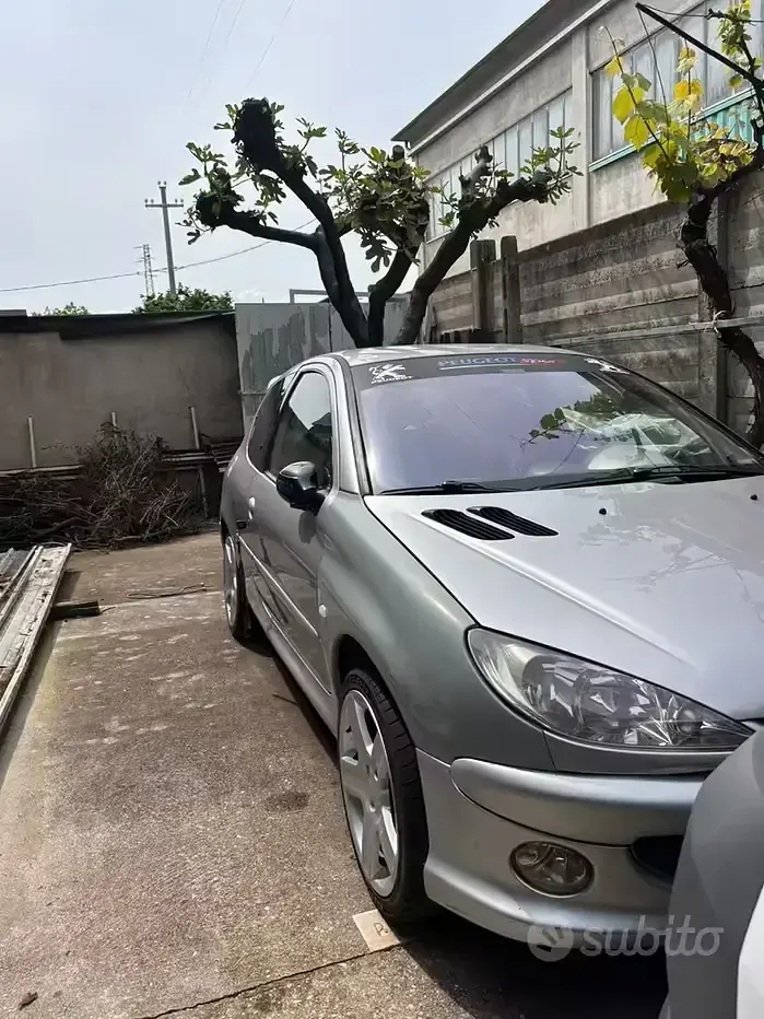 Usata Peugeot 206 RC 177 CV (130 kW) 2004 Grigio Berlina