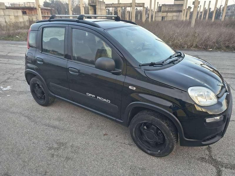 Usata Fiat Panda 4x4 S 86 CV (63 kW) 2019 Utilitaria