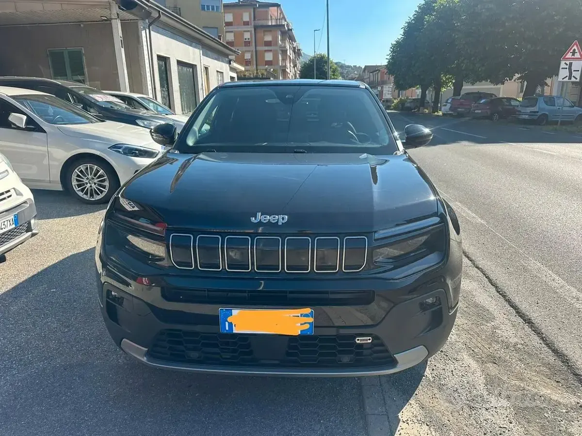 Usata Jeep Avenger Summit 101 CV (74 kW) 2023 Nero SUV