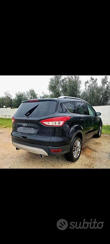 Usata Ford Kuga 140 CV (102 kW) 2013 SUV