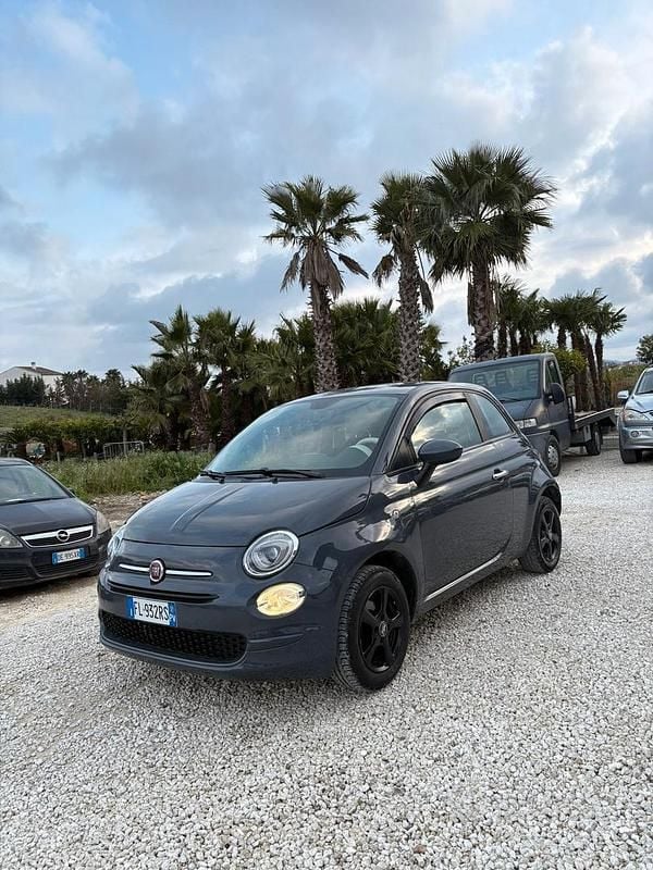 Usata Fiat 500 Lounge 70 CV (51 kW) 2017 Blu Berlina