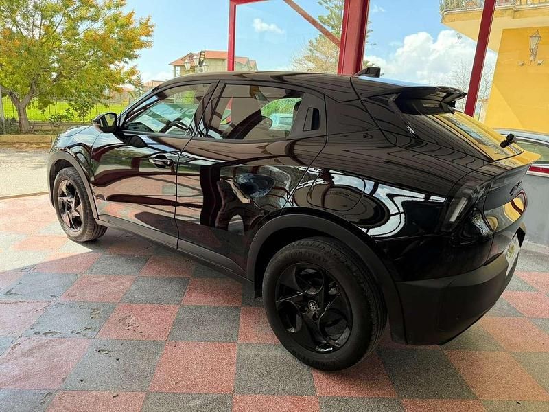 Usata Alfa Romeo Junior 136 CV (100 kW) 2024 Nero tortora met. SUV
