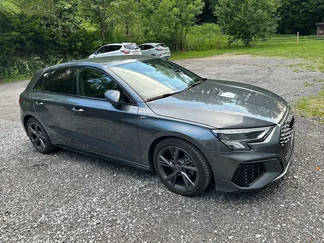 Usata Audi A3 S-Line 150 CV (110 kW) 2021 Grigio Berlina