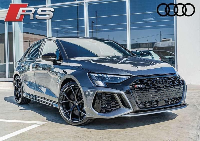Grigio Usata 2022 Audi RS3 Design Tre volumi | 50.000 € (Ottimo prezzo) - Immagine 1/4