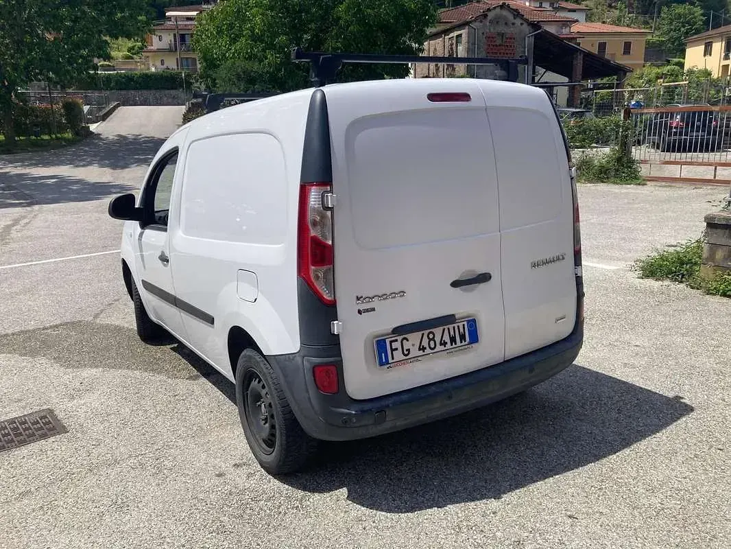 Usata Renault Kangoo 75 CV (55 kW) 2017 Monovolume