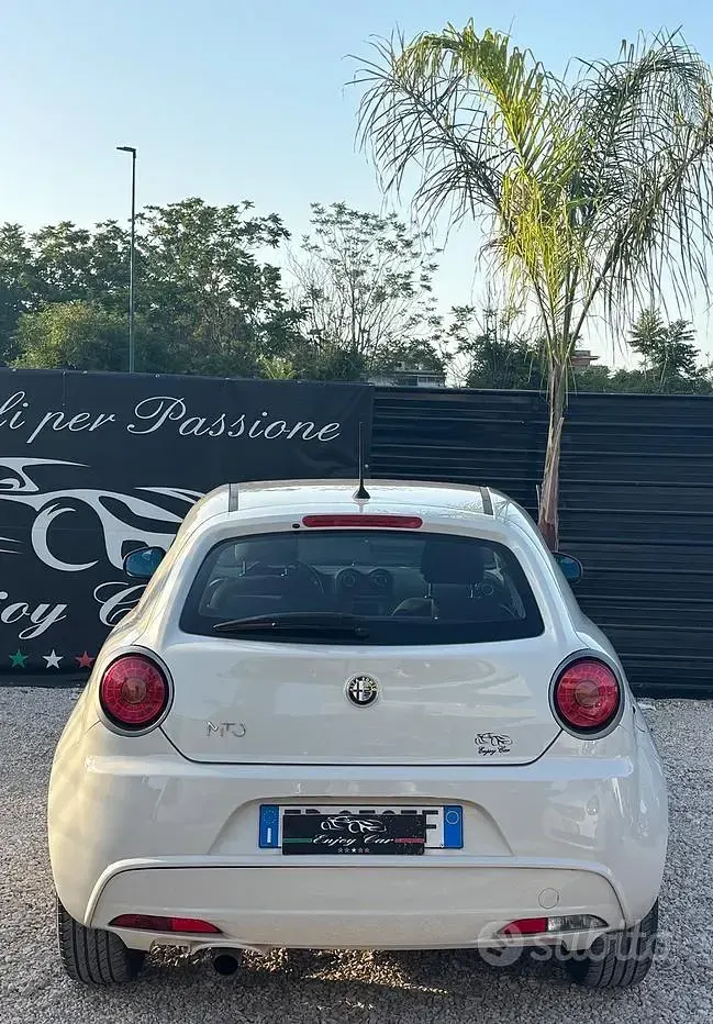 Usata Alfa Romeo MiTo 120 CV (88 kW) 2016 Bianco Utilitaria