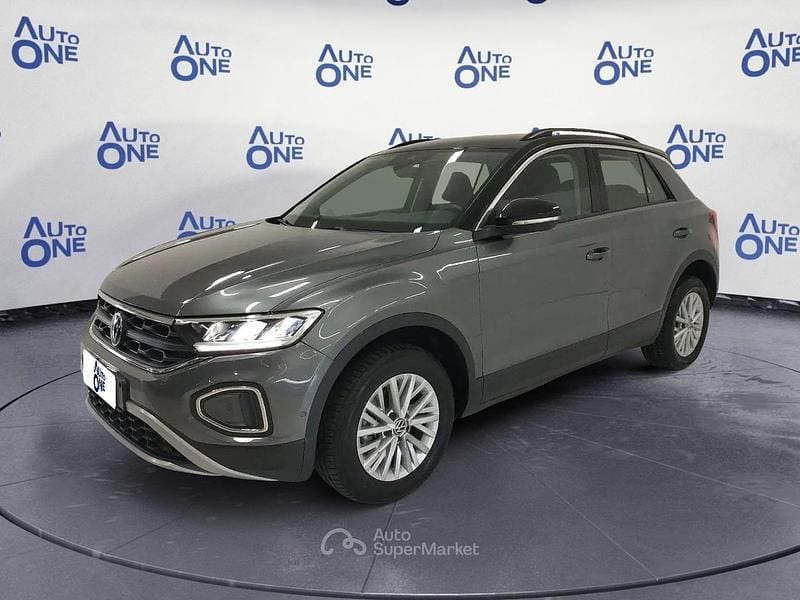 Usata VW T-Roc Life 150 CV (110 kW) 2022 Bianco SUV