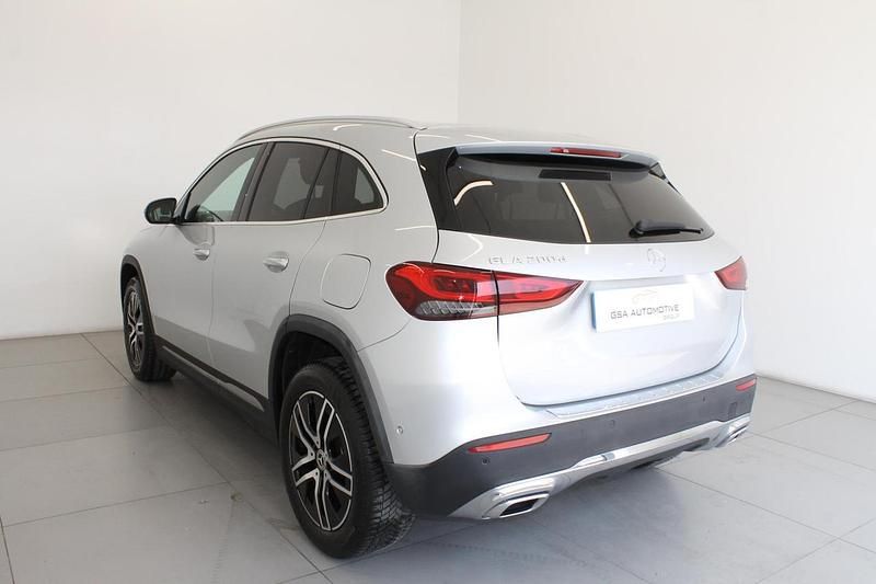 Usata Mercedes GLA200 150 CV (110 kW) 2022 Giallo SUV