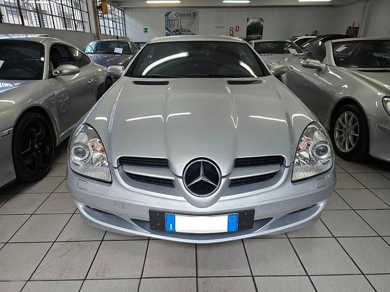 Usata Mercedes SLK350 271 CV (199 kW) 2005 Argento Cabrio