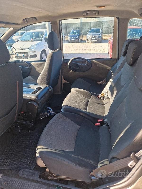 Usata Fiat Multipla 2007 Grigio Monovolume