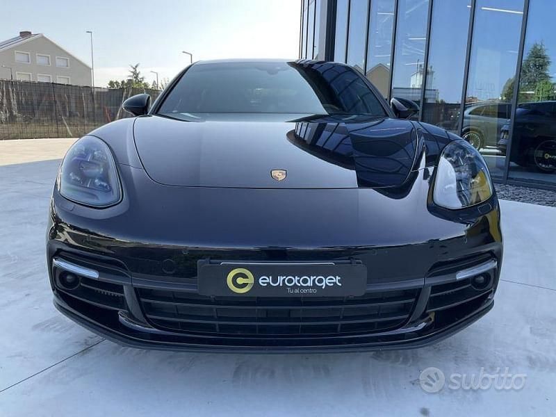 Usata Porsche Panamera Sport Turismo 462 CV (339 kW) 2020 Nero Berlina