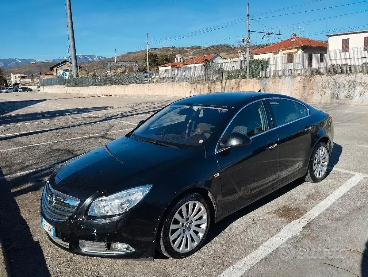 Usata Opel Insignia 160 CV (117 kW) 2013 Berlina