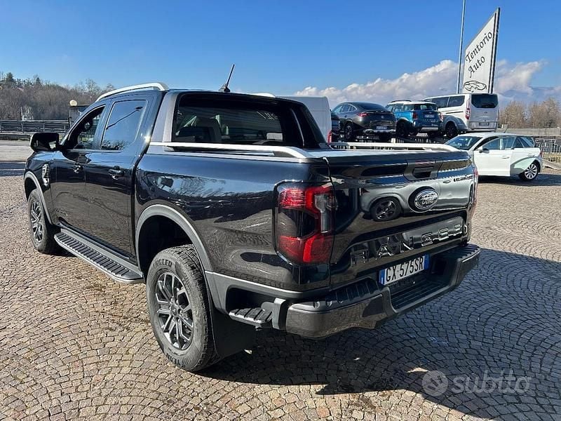 Usata Ford Ranger Wildtrack 205 CV (150 kW) 2024 Nero metallizzato Pick-up