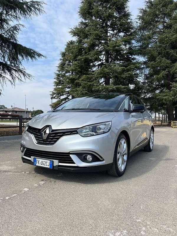 Usata Renault Scénic IV LIMITED 110 CV (80 kW) 2017 Monovolume