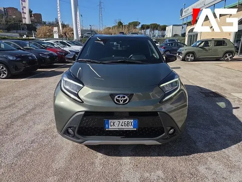 Usata Toyota Aygo X Lounge 72 CV (52 kW) 2022 Verde SUV