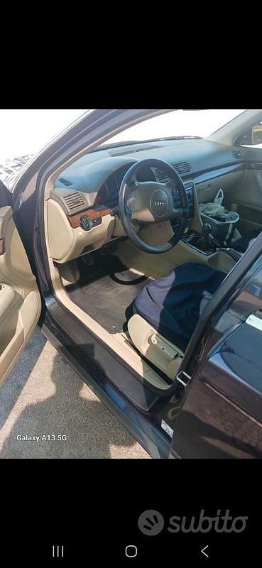 Usata Audi A4 130 CV (95 kW) 2002 Blu Station wagon