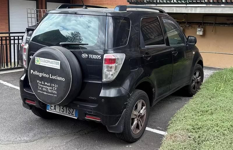 Usata Daihatsu Terios HIRO 105 CV (77 kW) 2010 Nero SUV