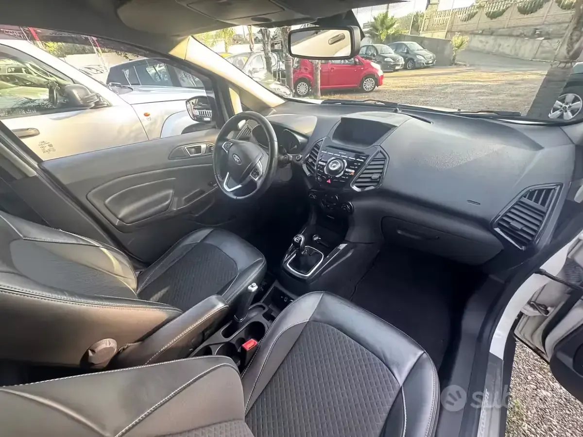 Usata Ford Ecosport Titanium 95 CV (69 kW) 2016 Bianco SUV